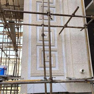 濮阳 黄金麻花岗岩别墅外墙干挂回纹造型效果