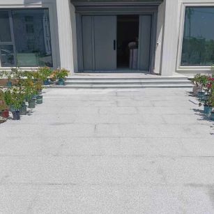 濮阳 芝麻白花岗岩地铺石地面铺装