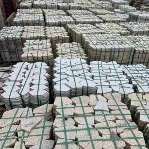 濮阳 黄金麻白麻花岗岩荔枝面地铺石(冰裂纹)