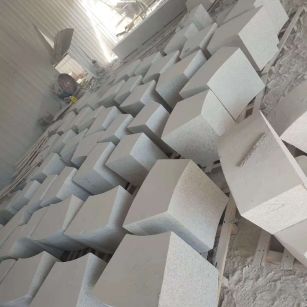 濮阳 白麻花岗岩异形坐凳