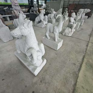 濮阳 芝麻白花岗岩造型立体雕刻——十二生肖