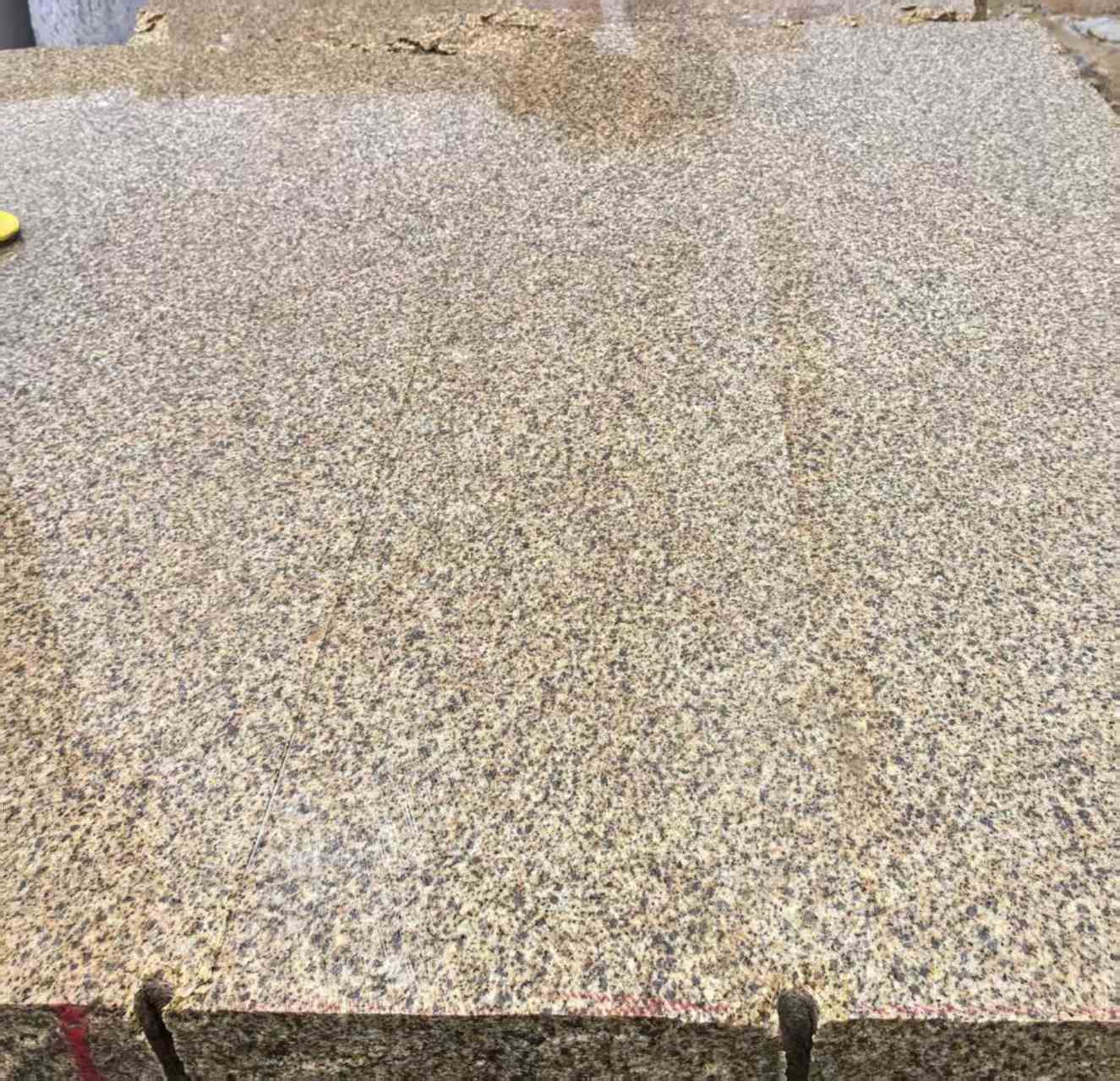 濮阳 黄金麻花岗岩石材方料