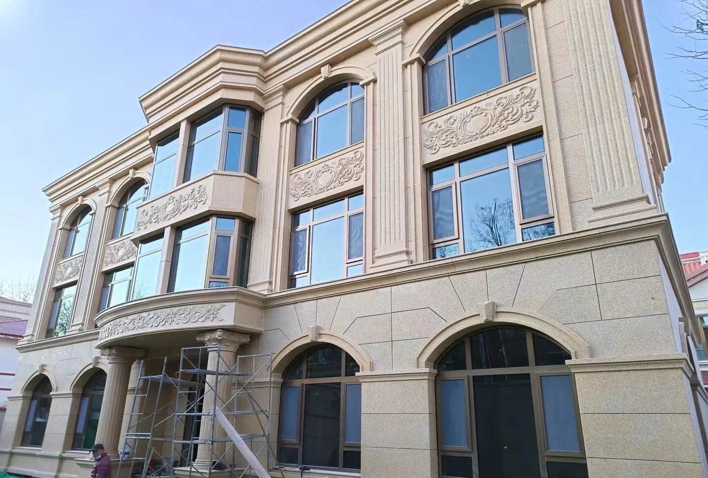 濮阳 黄金麻花岗岩别墅外墙干挂