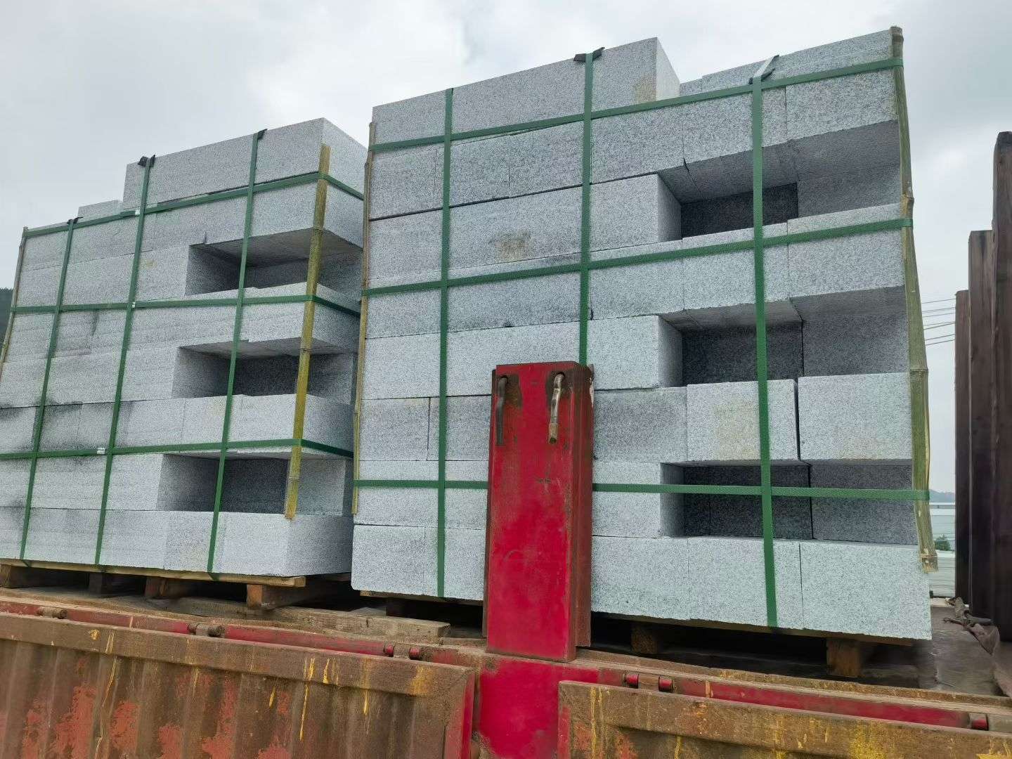 濮阳 芝麻白花岗岩路沿石，平石，路侧石，马路牙子，路缘石，立缘石，平缘石等