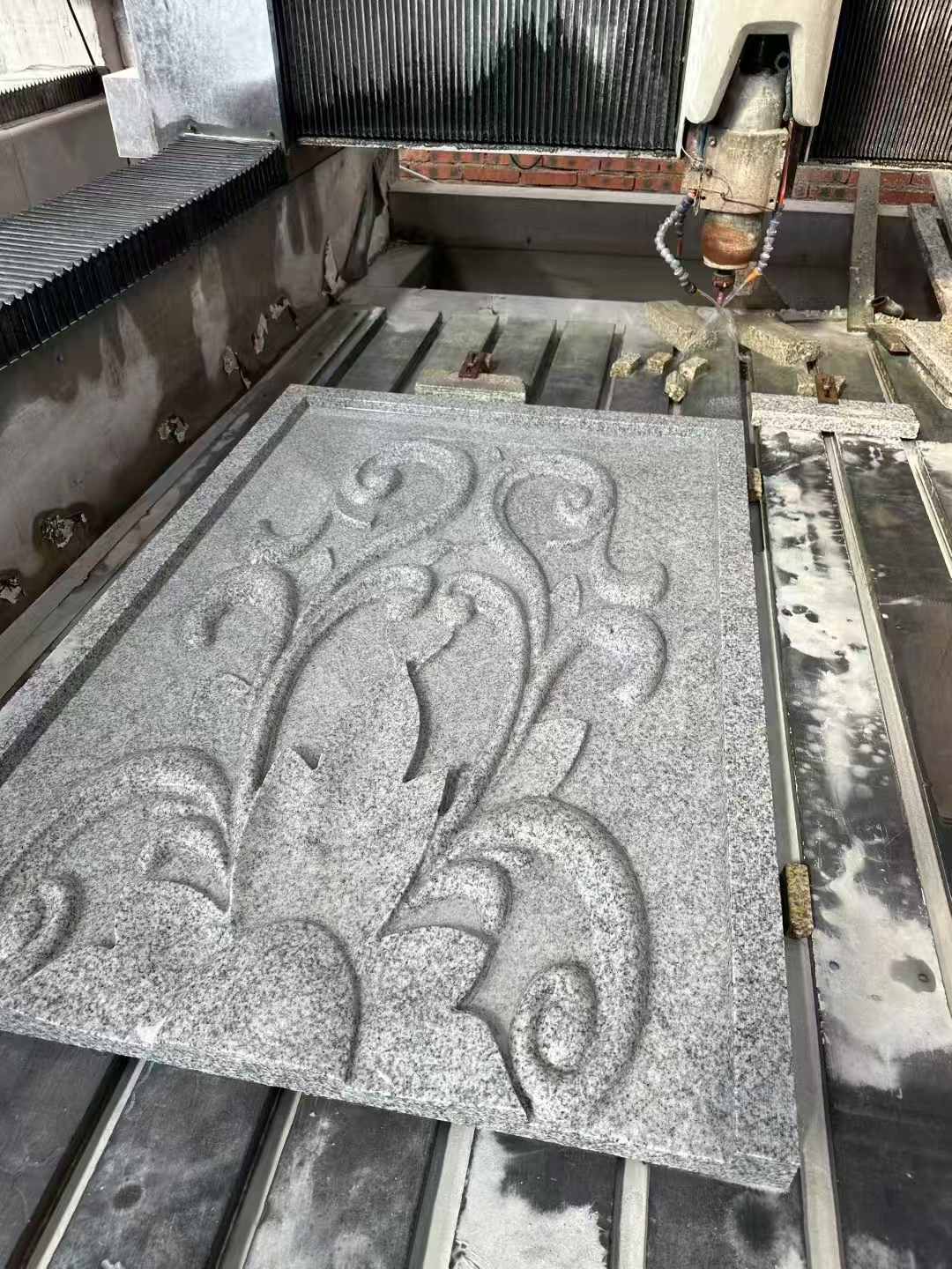 濮阳 白麻别墅干挂雕花板