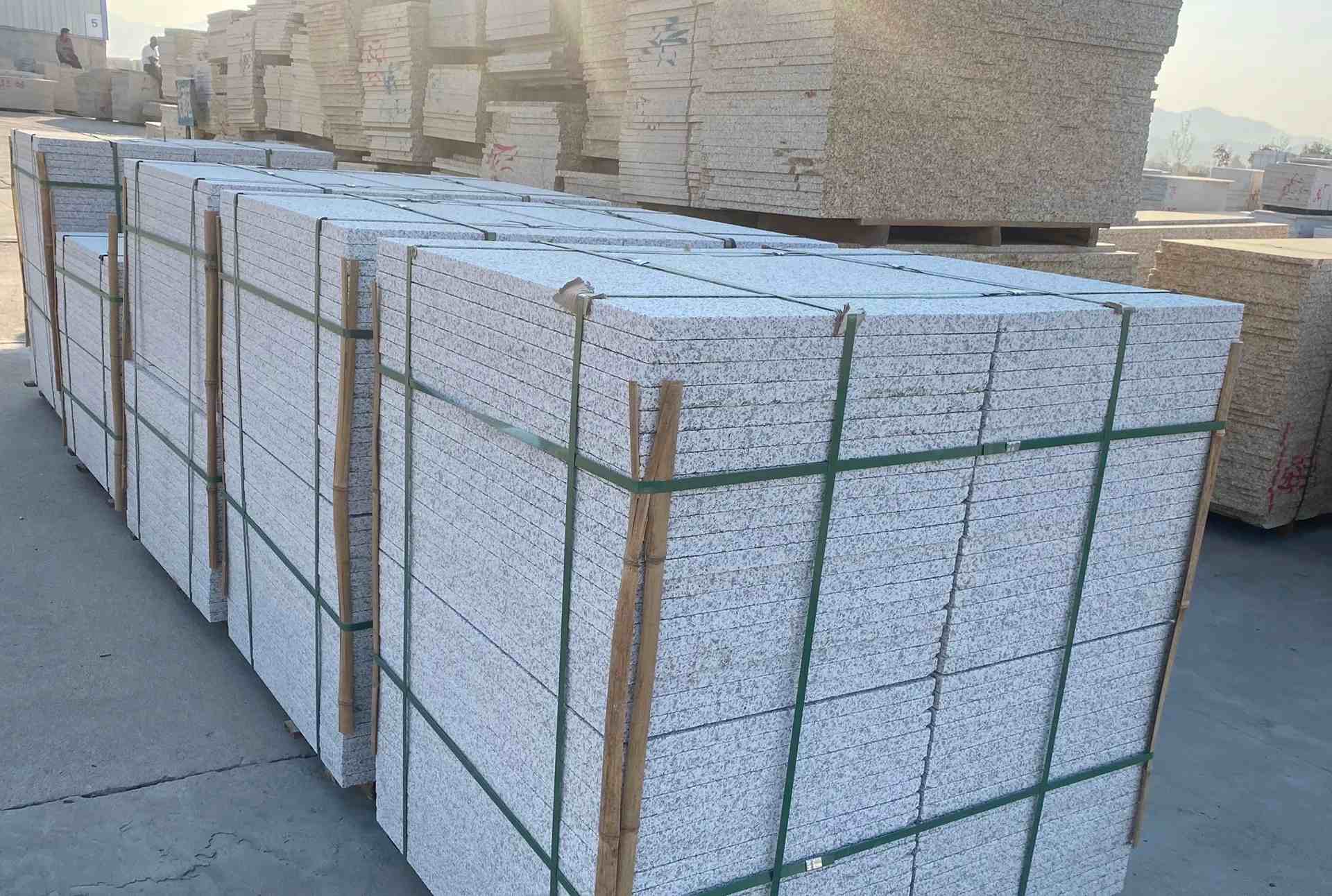 濮阳 白麻花岗岩荔枝面地铺石