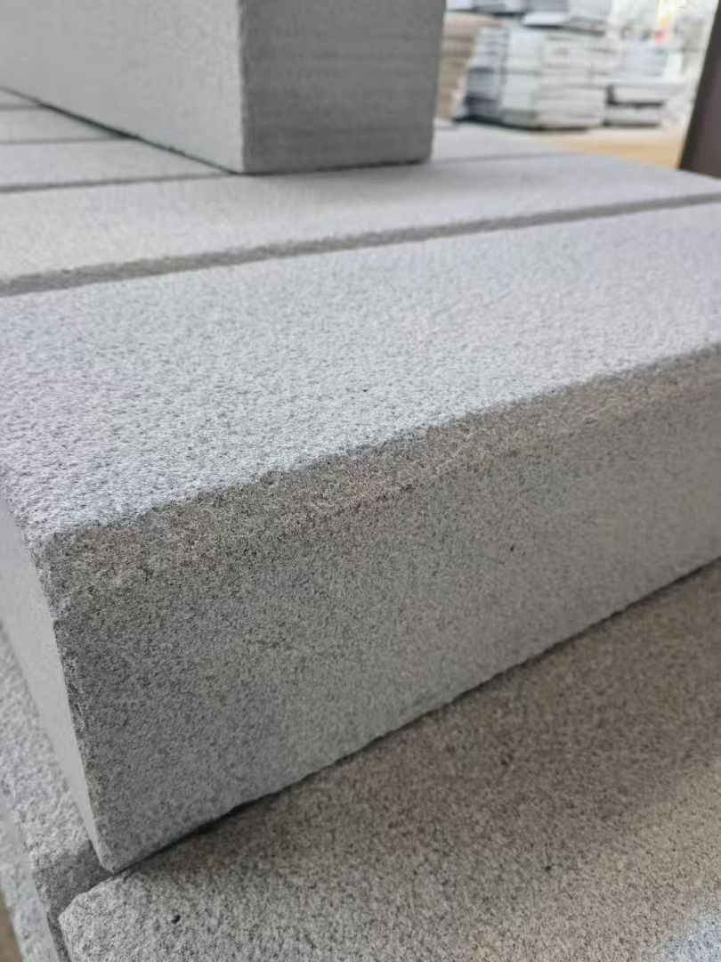 濮阳 芝麻灰荔枝面路沿石